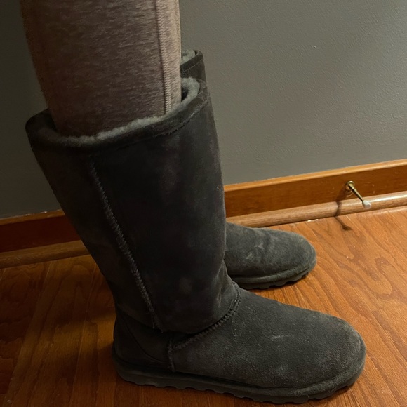Bearpaw high grey boots - Picture 2 of 4